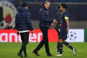 罗马训练开放日；今晚官宣签约引欢呼；欧冠在即；医务组通报恢复(罗马欧冠曼联)-九游体育下载